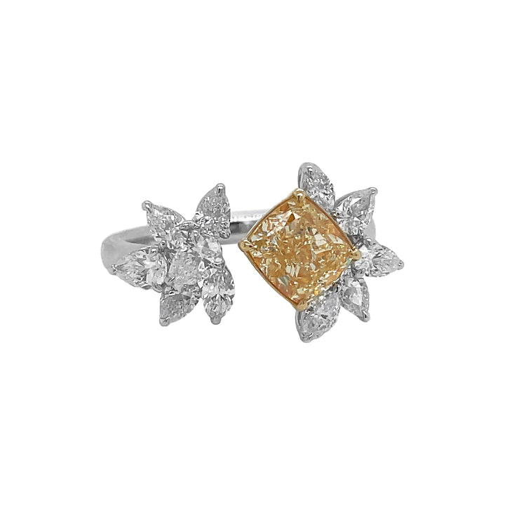 18kt White and Yellow Gold Diamond and Yellow Diamond Ring