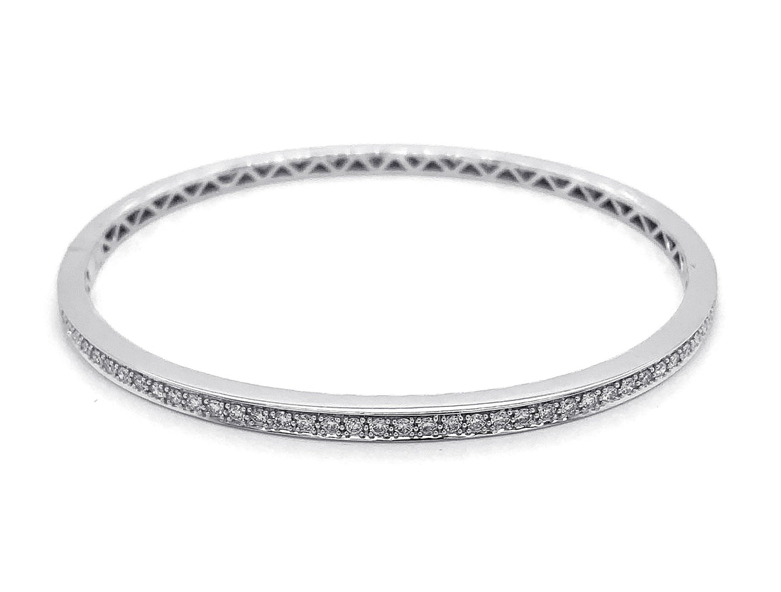 18kt White Gold Diamond Bangle