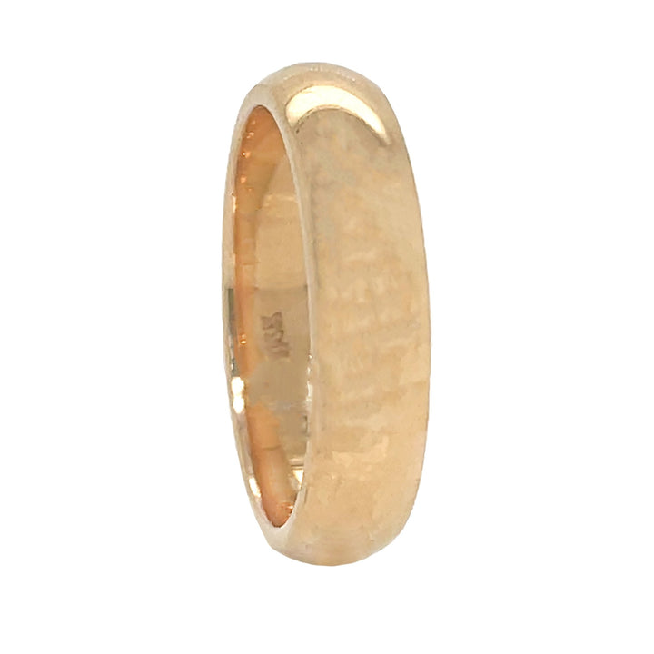 14kt Yellow Gold Band.