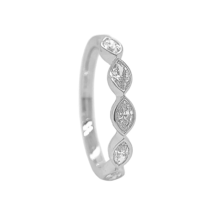 18kt White Gold Diamond Band
