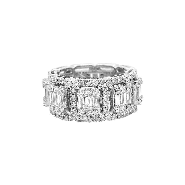 18kt White Gold Diamond Band