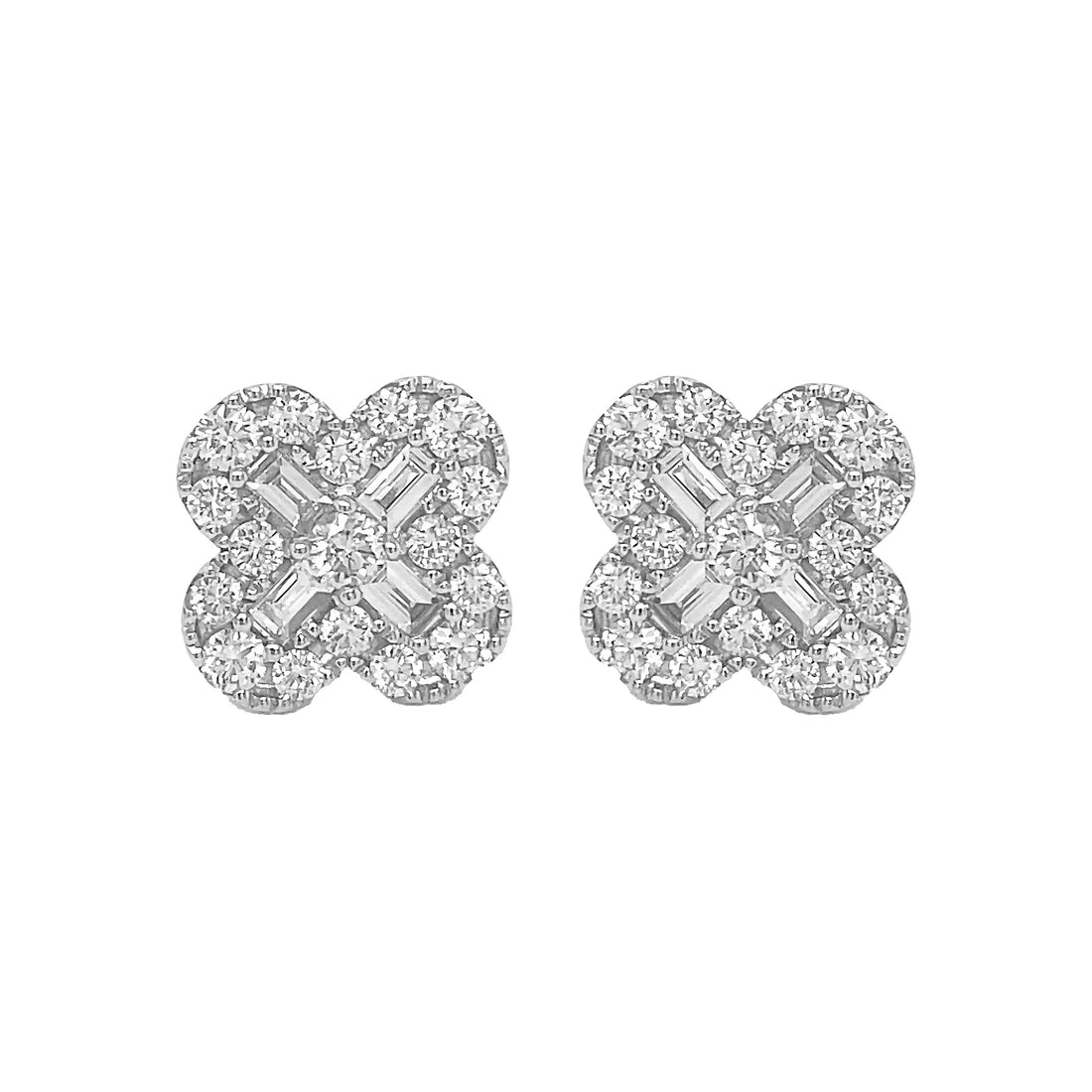 18kt White Gold Diamond Earrings