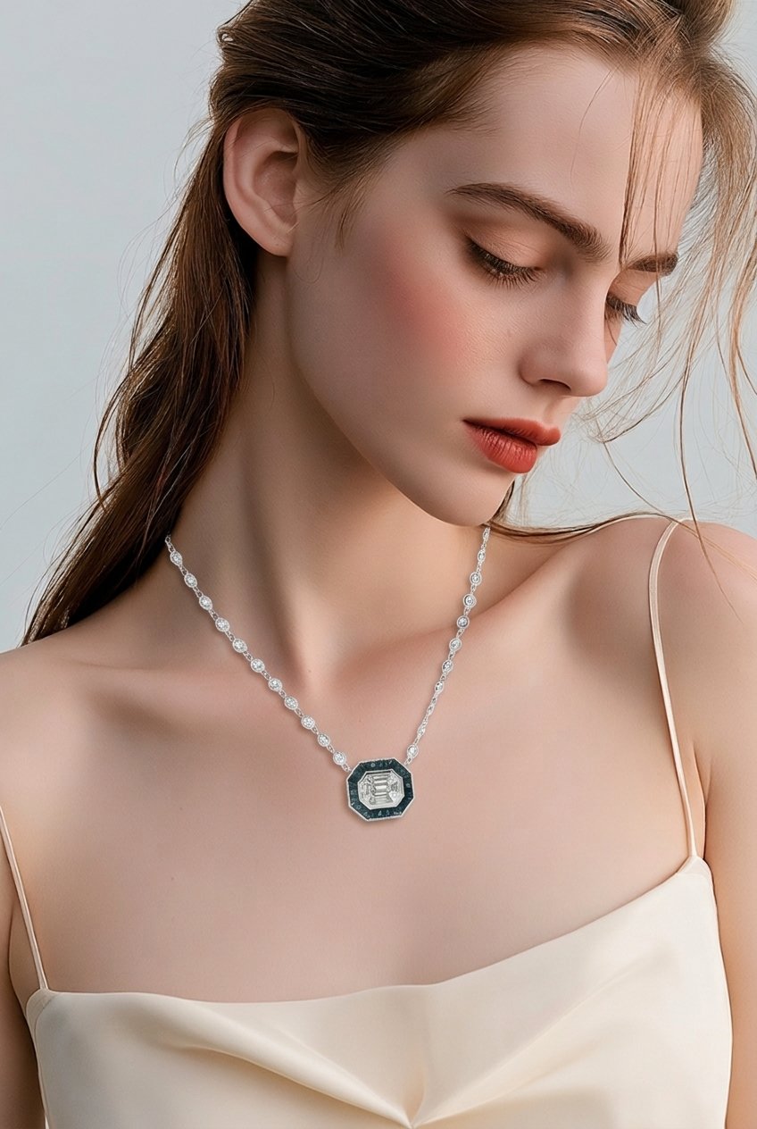 18kt White Gold Diamond And Sapphire Pendant