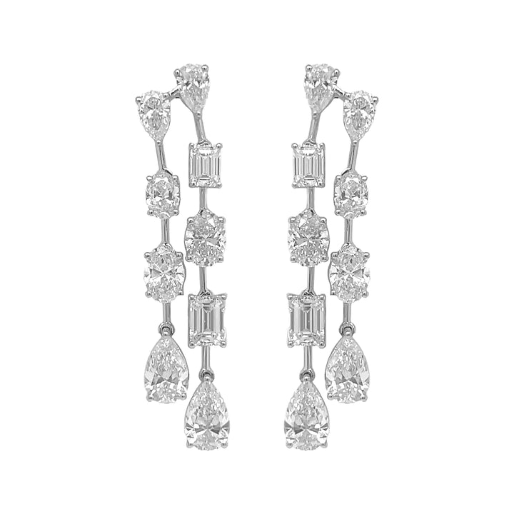 18kt White Gold Diamond Dangling Earrings