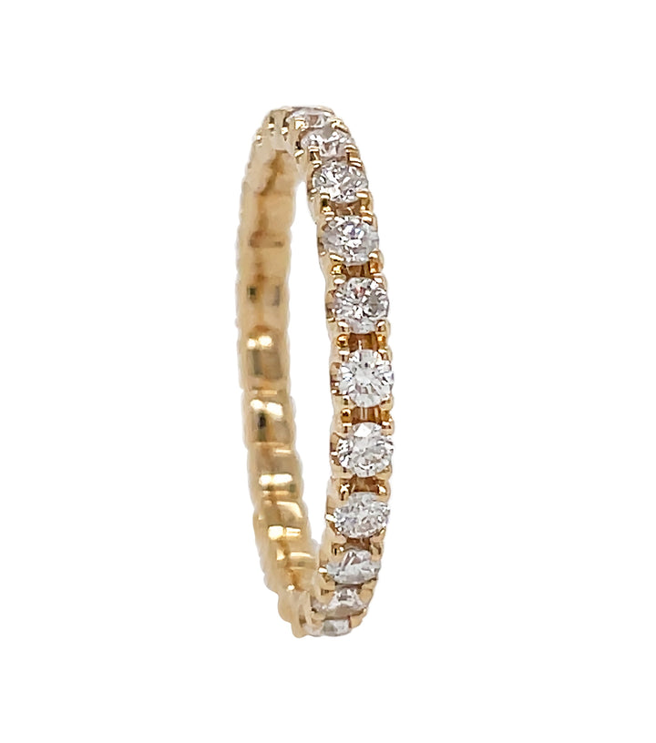 18kt Yellow Gold Diamond Band