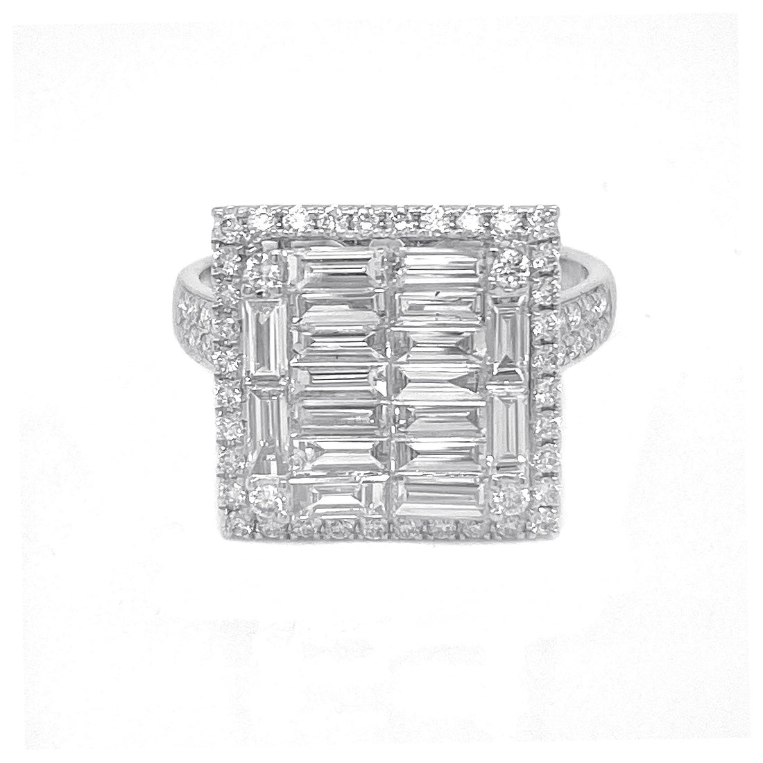 18kt White Gold Diamond Ring