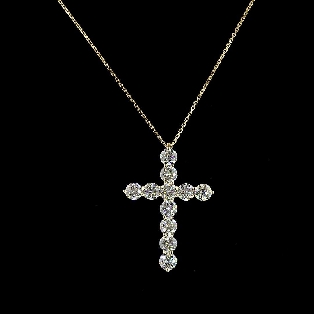 14kt Yellow Gold Lab Diamond Pendant