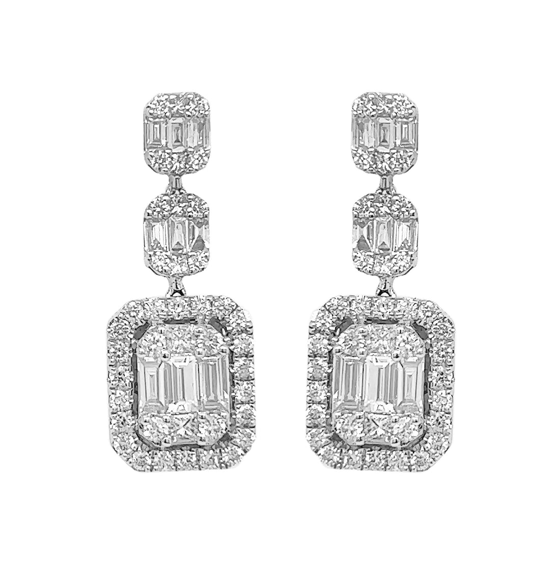 18kt White Gold Diamond Dangling Earrings